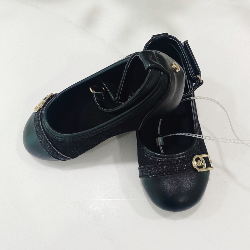 Size 8 Michael Kors dress shoes